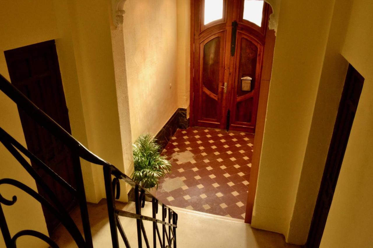 Hola Valencia - Holiday Apartments Экстерьер фото