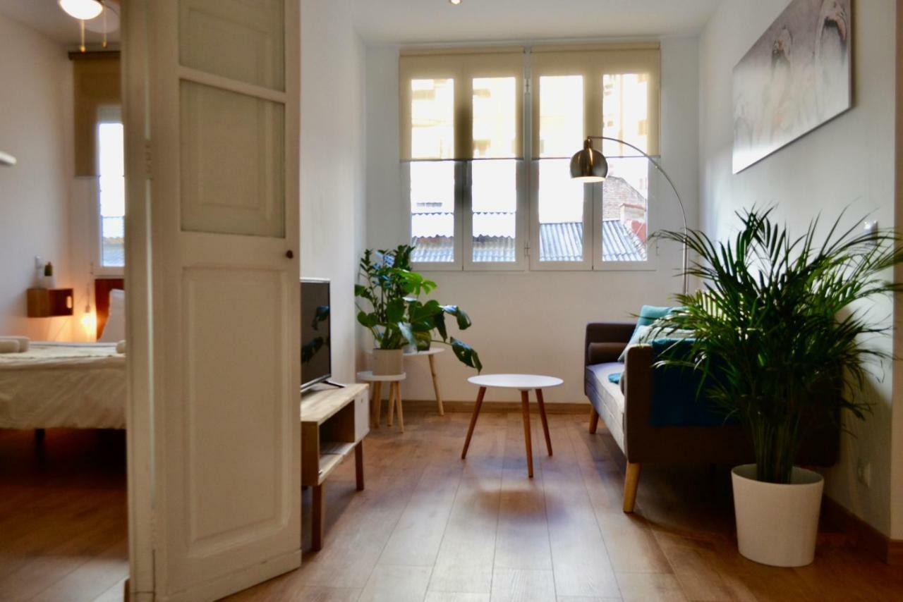 Hola Valencia - Holiday Apartments Экстерьер фото